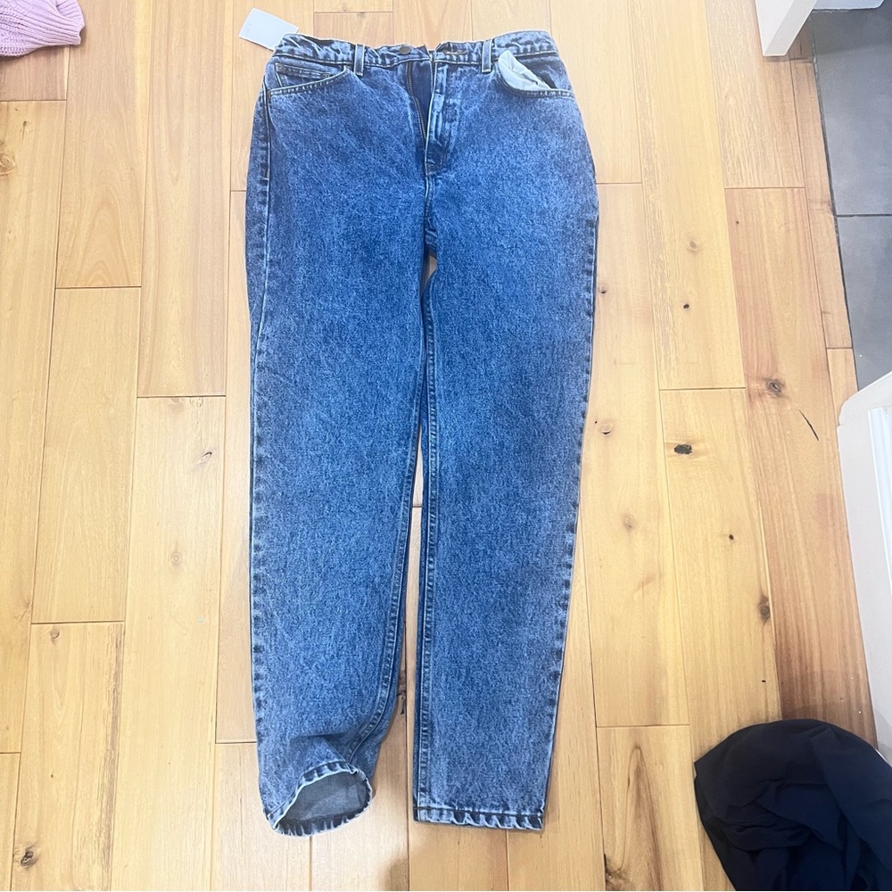 American apparel, jeans, size 31 brand new with tags high-rise.